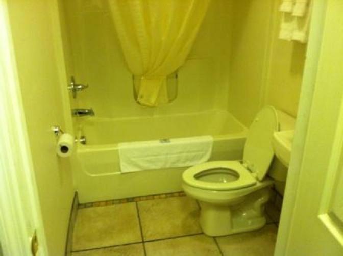 Waterford Inn מראה חיצוני תמונה