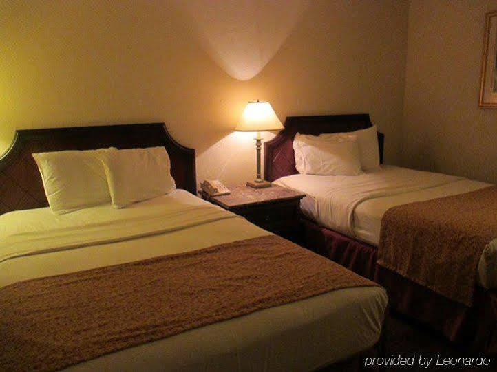 Waterford Inn מראה חיצוני תמונה