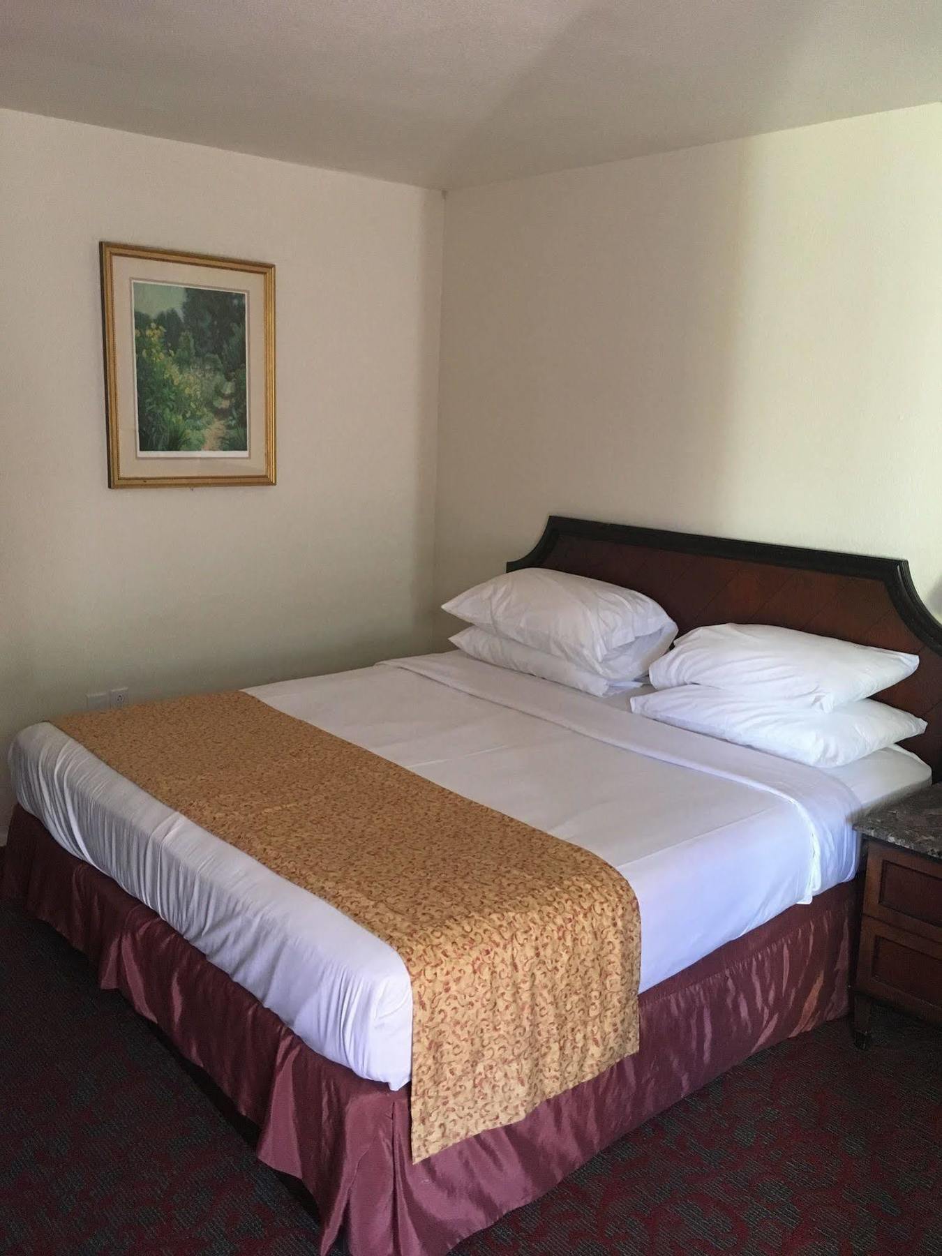 Waterford Inn מראה חיצוני תמונה